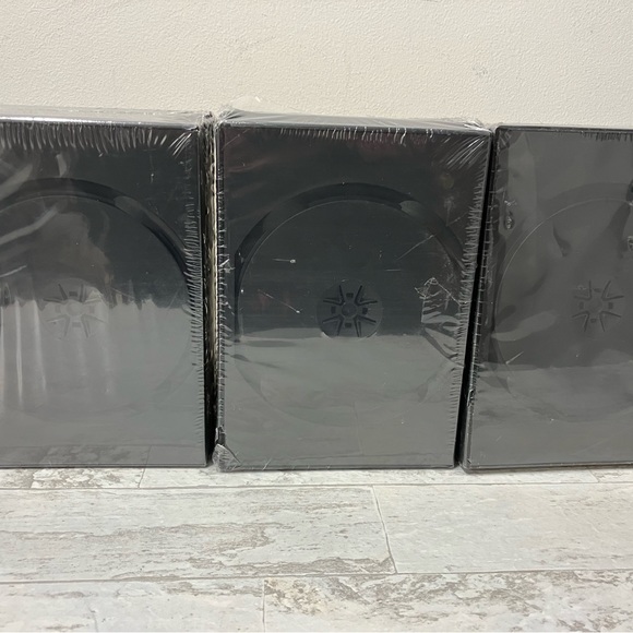 15 pcs Standard Single CD DVD Movie Case Storage Box for Wii Game Or Movies NEW - Picture 3 of 4